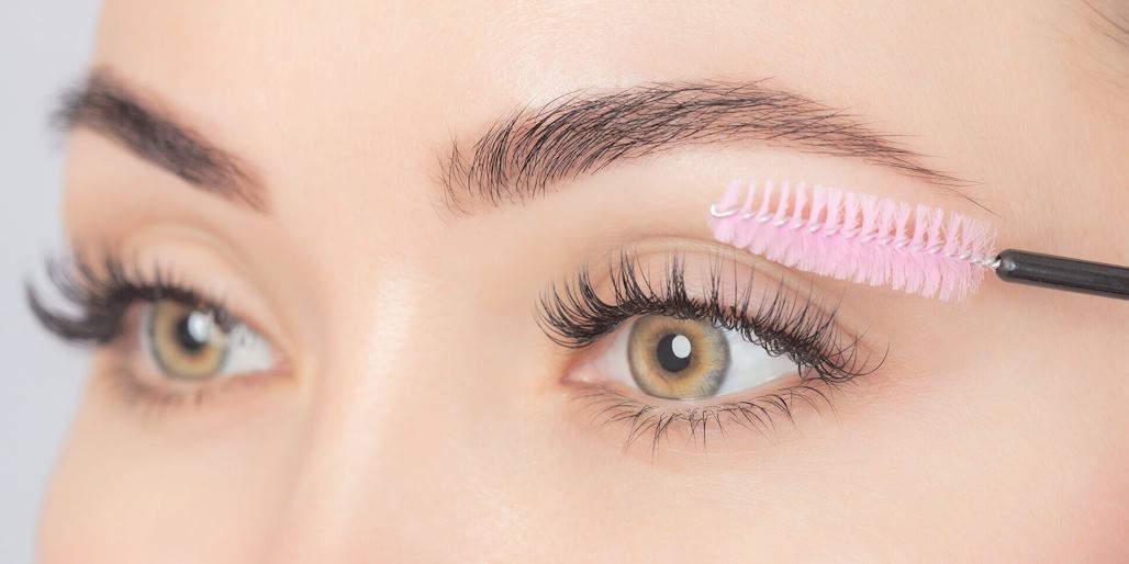 noticeable eyebrows